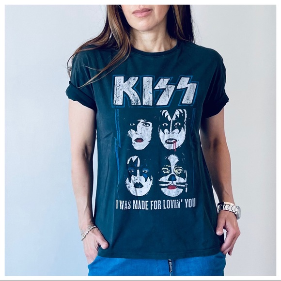 PARIS FABULOUS KISS GRAPHIC TEE - Picture 5 of 7